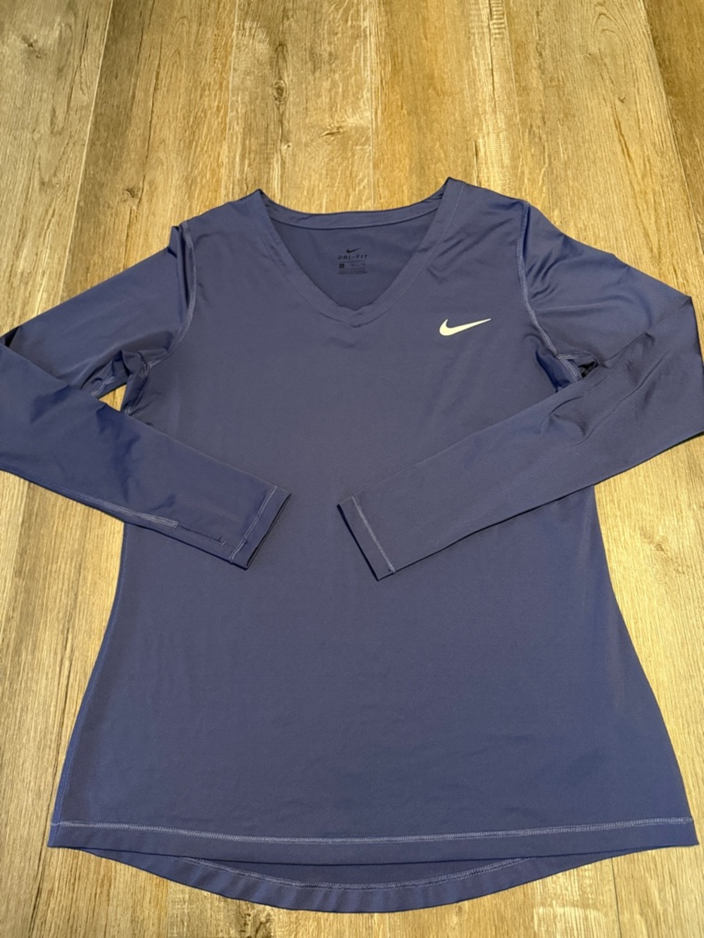 Nike Dri Fit 
Women’s Long Sleeve V-Neck Athletic Top - Navy